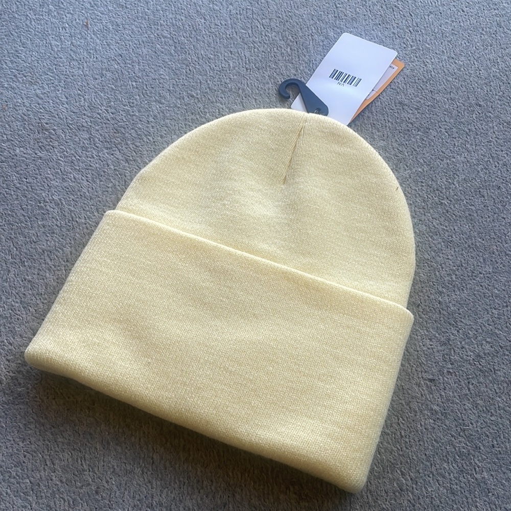 - ❤️NEW❤️ RARE  YELLOW Carhartt watch Beanie New with Tags - Picture 6 of 7